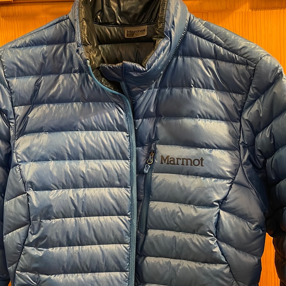 Women’s size M Marmot puffer